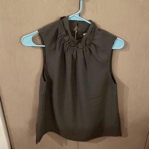 NWT TED BAKER Ruffle neck sleeveless khaki olive green top